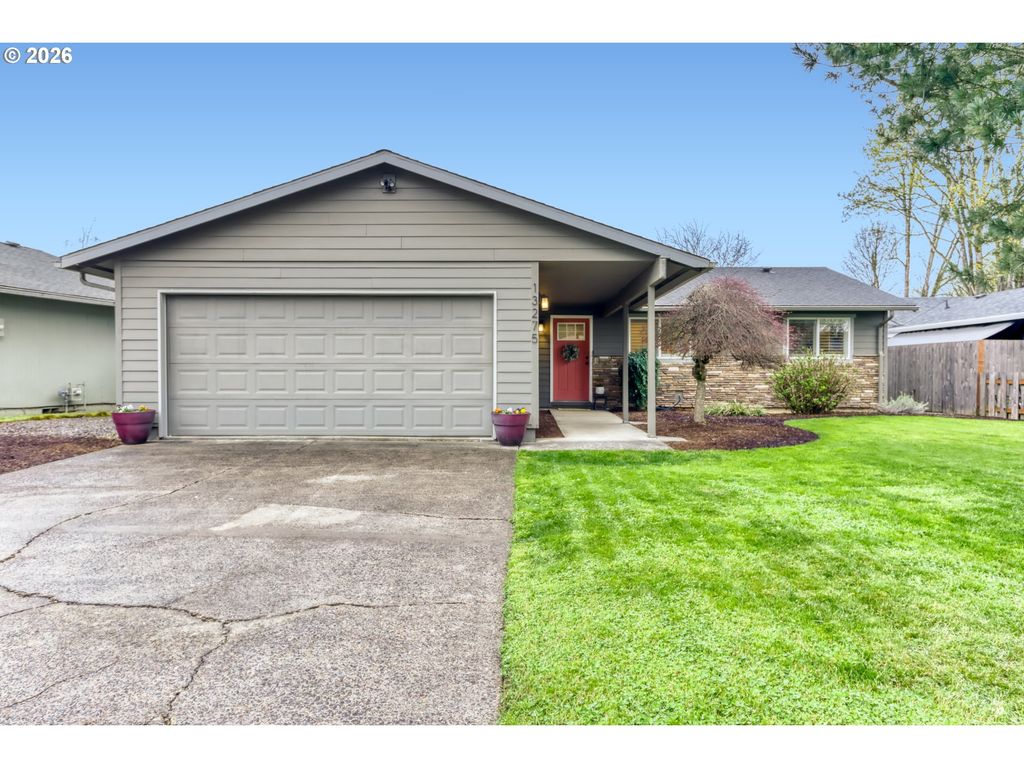 13275 DAIQUIRI LAKE NE Dr, Aurora, OR 97002