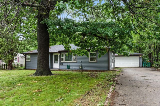 8215 11th Avenue S, Bloomington, MN 55420