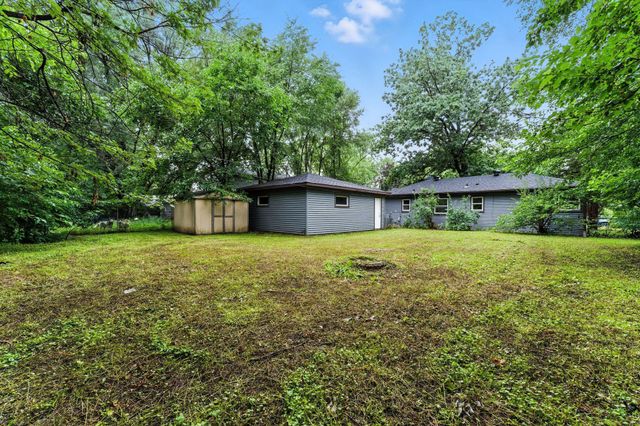 8215 11th Avenue S, Bloomington, MN 55420