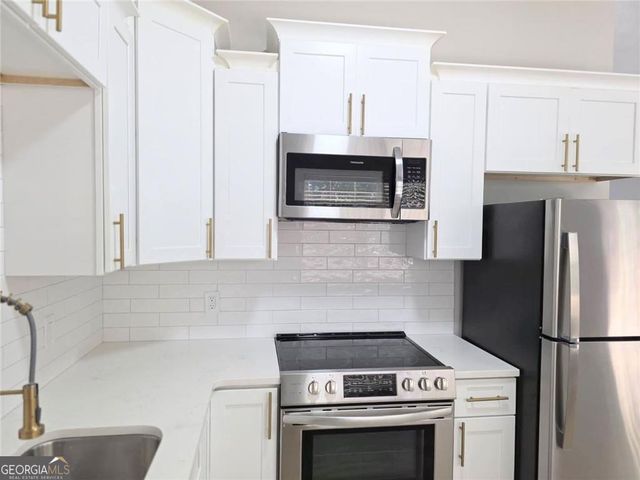 1436 Towne Harbor Lane, Woodstock, GA 30189
