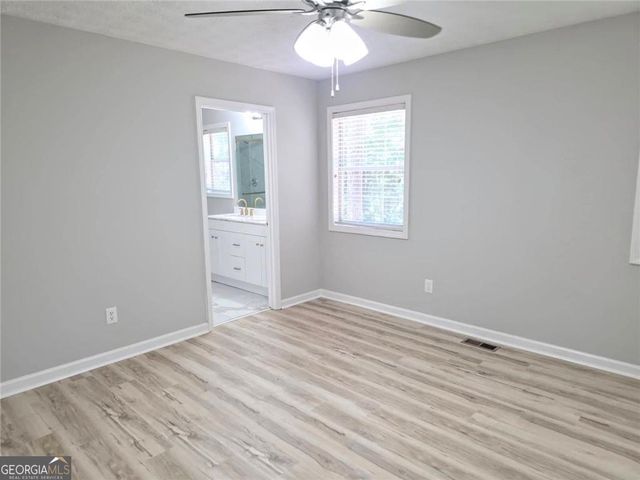 1436 Towne Harbor Lane, Woodstock, GA 30189