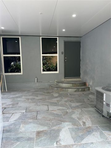 1628 NW 15th Street B, Miami, FL 33125