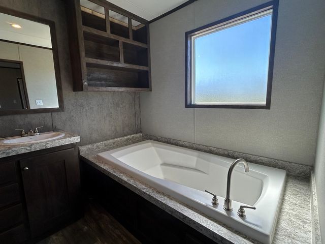 2592 FM 74, Atlanta, TX 75551