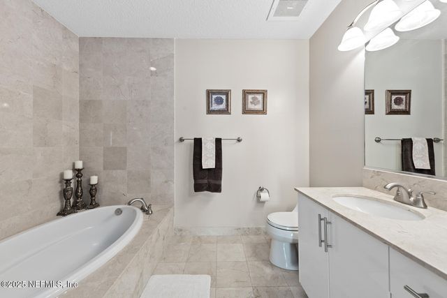 1431 RIVERPLACE Boulevard 2302, Jacksonville, FL 32207