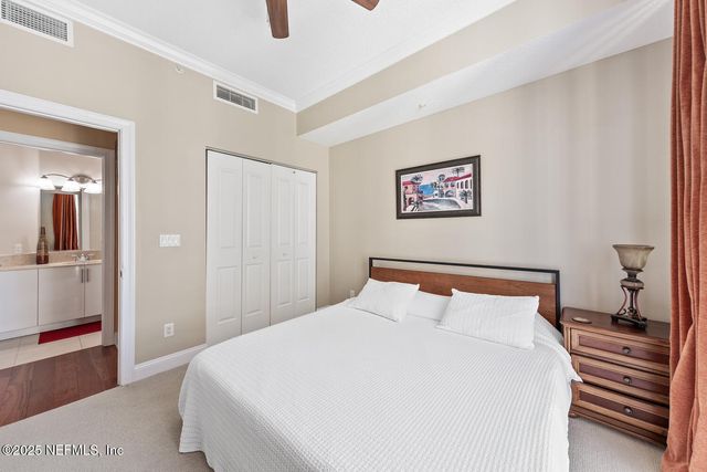 1431 RIVERPLACE Boulevard 2302, Jacksonville, FL 32207
