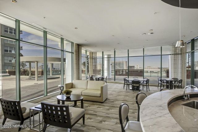 1431 RIVERPLACE Boulevard 2302, Jacksonville, FL 32207