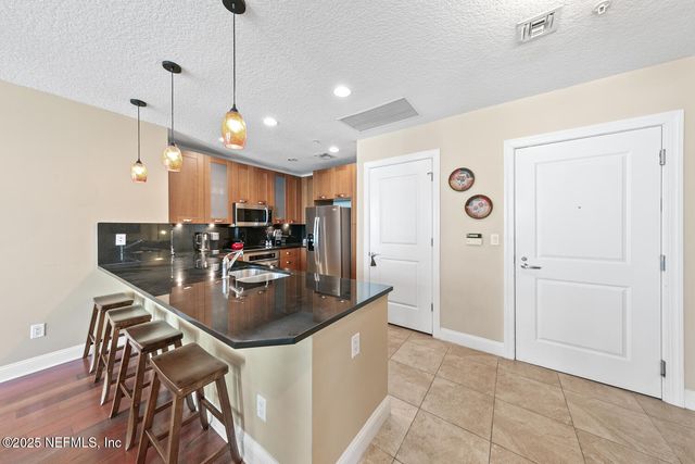 1431 RIVERPLACE Boulevard 2302, Jacksonville, FL 32207