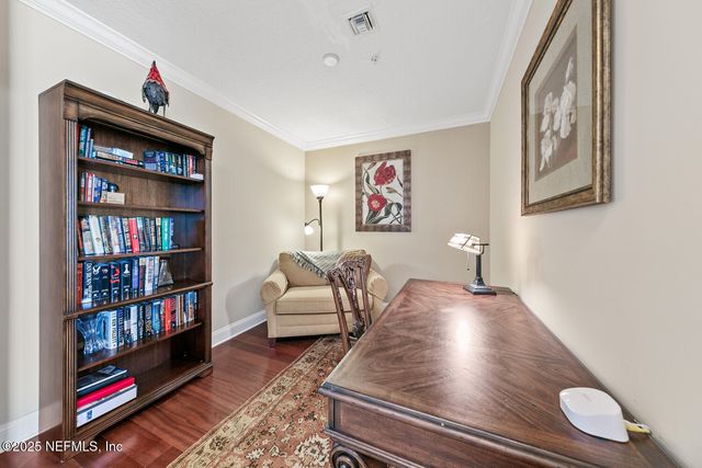 1431 RIVERPLACE Boulevard 2302, Jacksonville, FL 32207