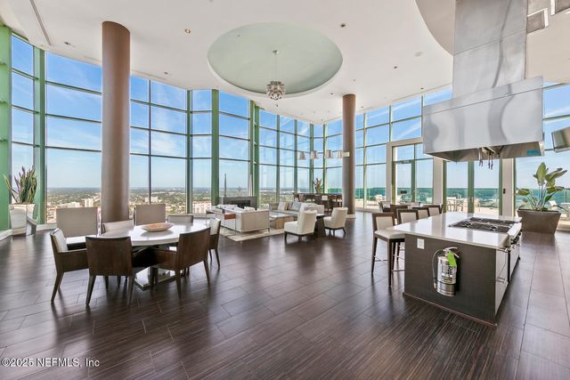 1431 RIVERPLACE Boulevard 2302, Jacksonville, FL 32207