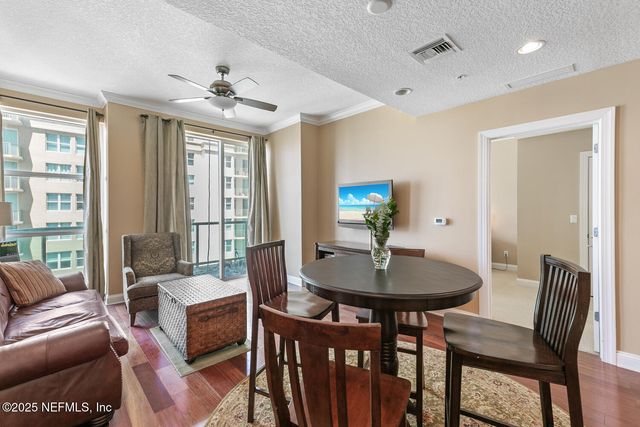 1431 RIVERPLACE Boulevard 2302, Jacksonville, FL 32207