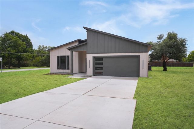 108 W Dogwood Trail, Fate, TX 75087