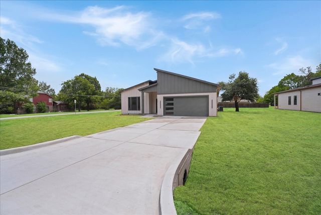 108 W Dogwood Trail, Fate, TX 75087