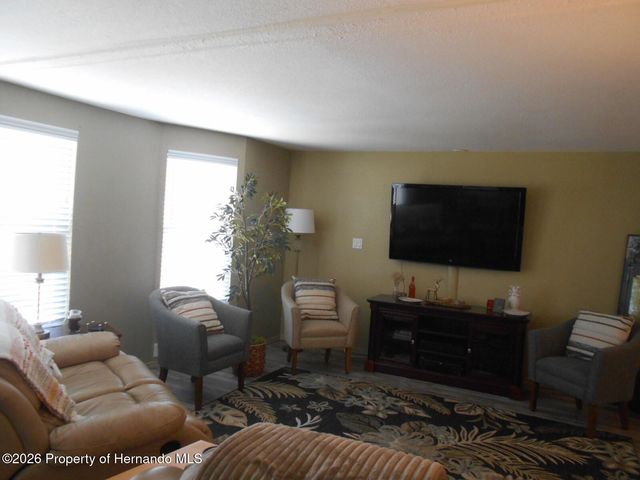 14371 Rialto Avenue, Brooksville, FL 34613