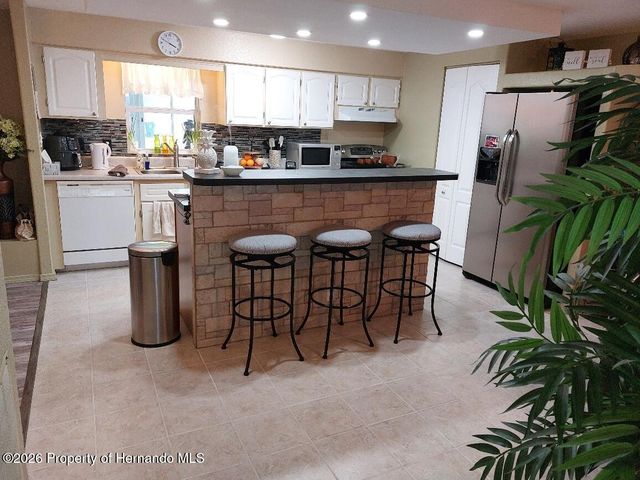 14371 Rialto Avenue, Brooksville, FL 34613