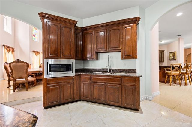 508 N El Paisano Road, Rio Grande City, TX 78582