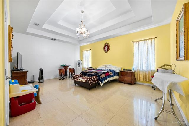 508 N El Paisano Road, Rio Grande City, TX 78582