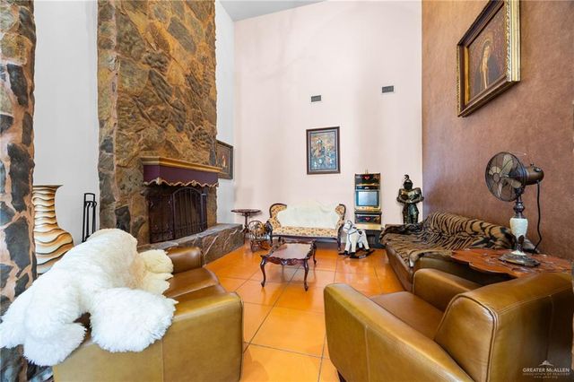 508 N El Paisano Road, Rio Grande City, TX 78582