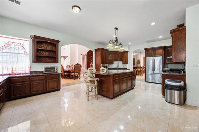 508 N El Paisano Road, Rio Grande City, TX 78582