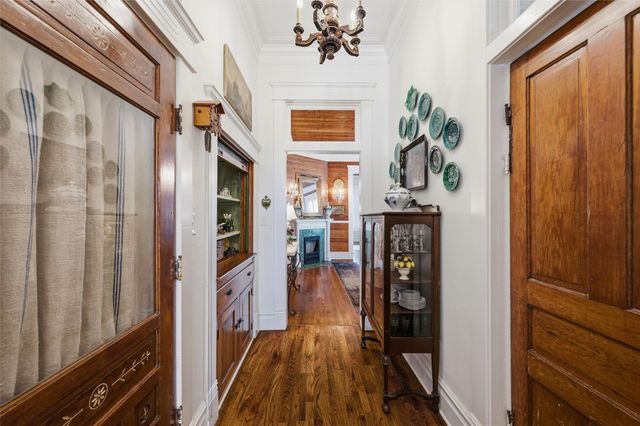 1026 W Main Street, Waxahachie, TX 75165