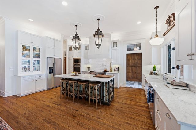 1026 W Main Street, Waxahachie, TX 75165