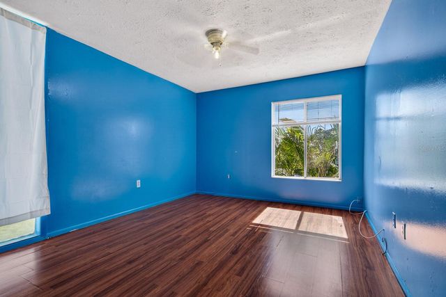 8602 CHAMPLAIN COURT 93, Tampa, FL 33614
