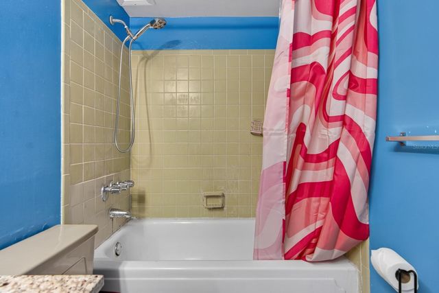 8602 CHAMPLAIN COURT 93, Tampa, FL 33614