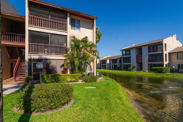 8602 CHAMPLAIN COURT 93, Tampa, FL 33614