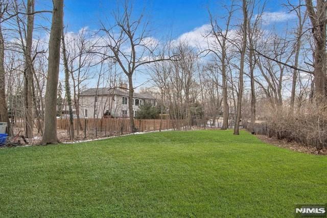 69 County Road, Cresskill, NJ 07626