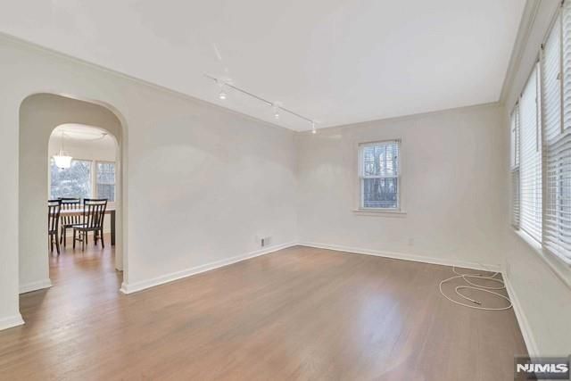 69 County Road, Cresskill, NJ 07626
