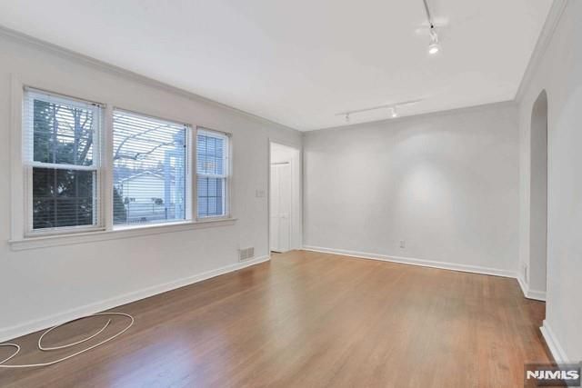 69 County Road, Cresskill, NJ 07626