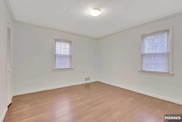69 County Road, Cresskill, NJ 07626