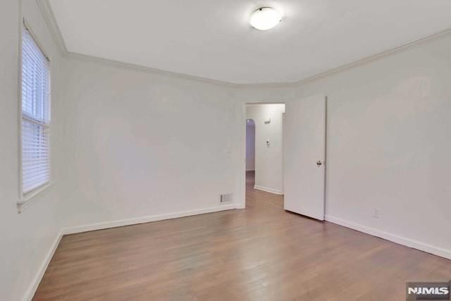 69 County Road, Cresskill, NJ 07626