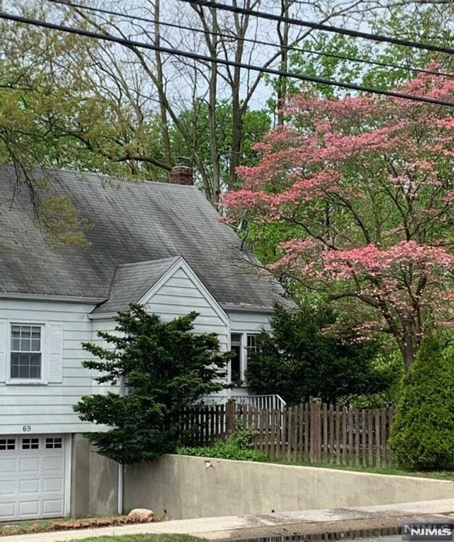 69 County Road, Cresskill, NJ 07626
