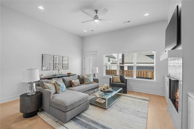 6304 SW Beacon Street, Bentonville, AR 72713