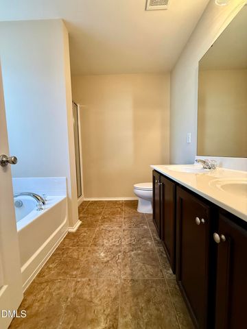 705 Keystone Park Drive 85, Durham, NC 27560