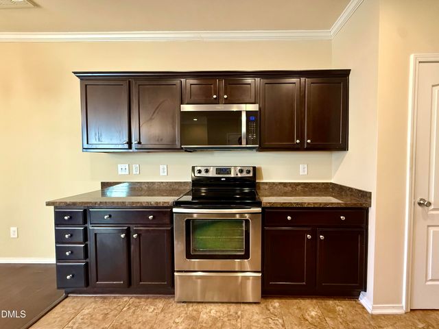 705 Keystone Park Drive 85, Durham, NC 27560