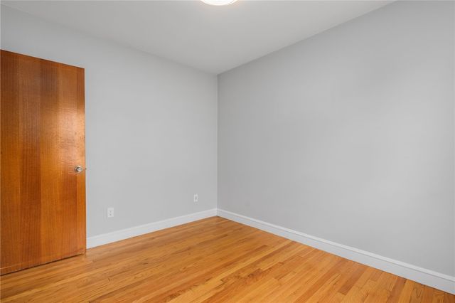 5 Holten Avenue, Newport, RI 02840