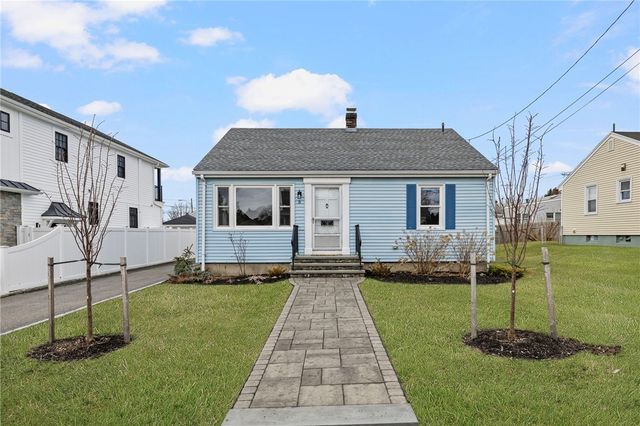 5 Holten Avenue, Newport, RI 02840