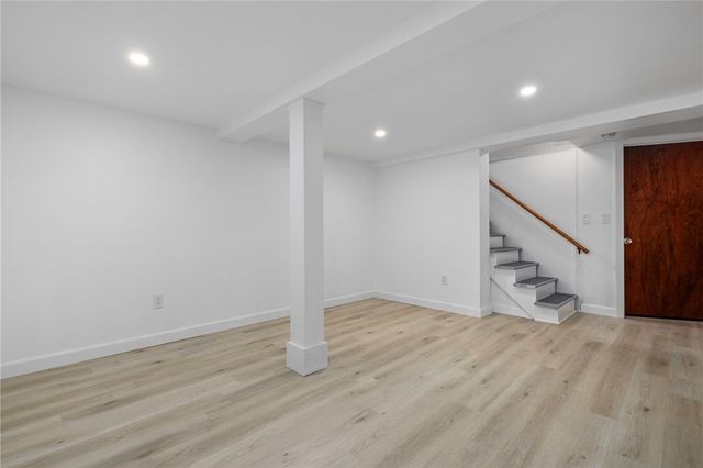 5 Holten Avenue, Newport, RI 02840