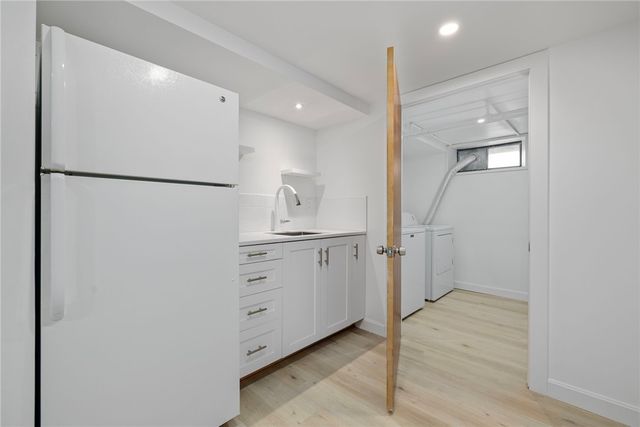 5 Holten Avenue, Newport, RI 02840