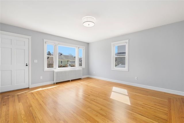 5 Holten Avenue, Newport, RI 02840