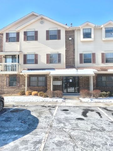 1508 W Jefferson Avenue D, Naperville, IL 60540