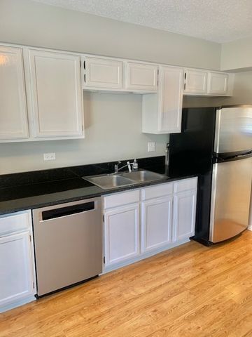 1508 W Jefferson Avenue D, Naperville, IL 60540