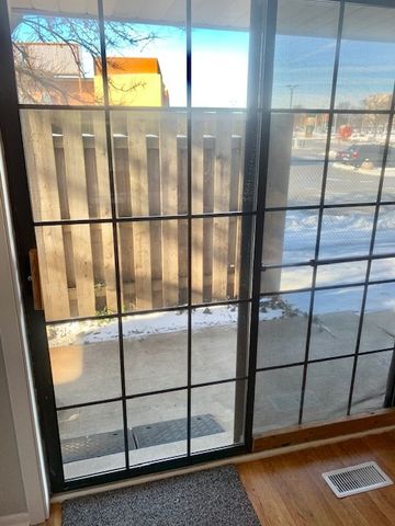 1508 W Jefferson Avenue D, Naperville, IL 60540