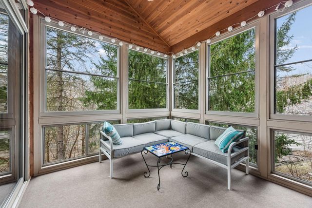 11333 Landing Road, Eden Prairie, MN 55347