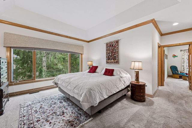 11333 Landing Road, Eden Prairie, MN 55347