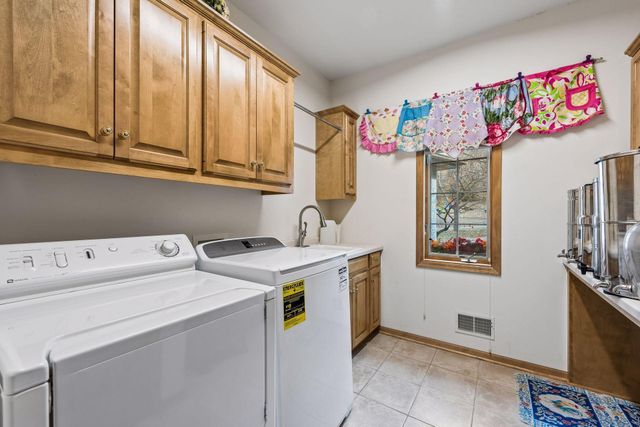 11333 Landing Road, Eden Prairie, MN 55347