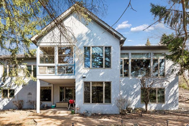 11333 Landing Road, Eden Prairie, MN 55347