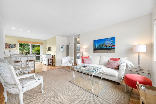 5004 Bellevue Street, Soquel, CA 95073