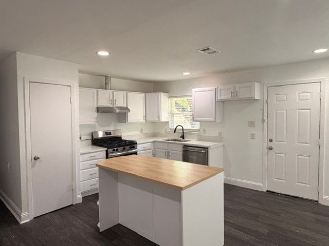 13403 Winterhaven Drive, Farmers Branch, TX 75234